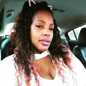 Meet your Posher, Denise